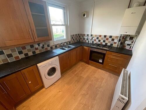 2 bed 1st Floor Flat for rent in East Wemyss. From Rent Locally - Hamilton