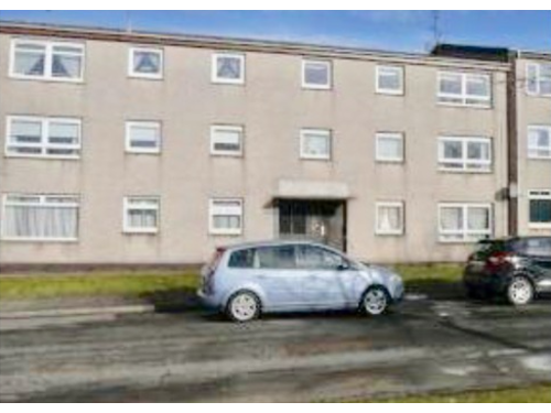 3 bed 1st Floor Flat for rent in Motherwell. From Rent Locally - Hamilton