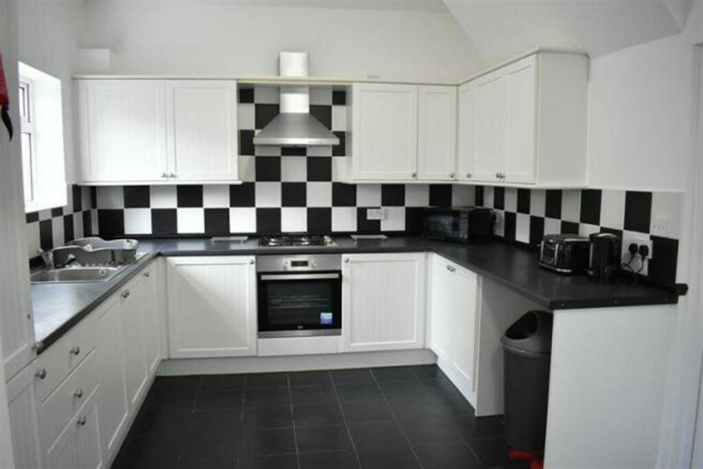 0 bed Flat for rent in Southend-on-Sea. From Pace Property - Lettings
