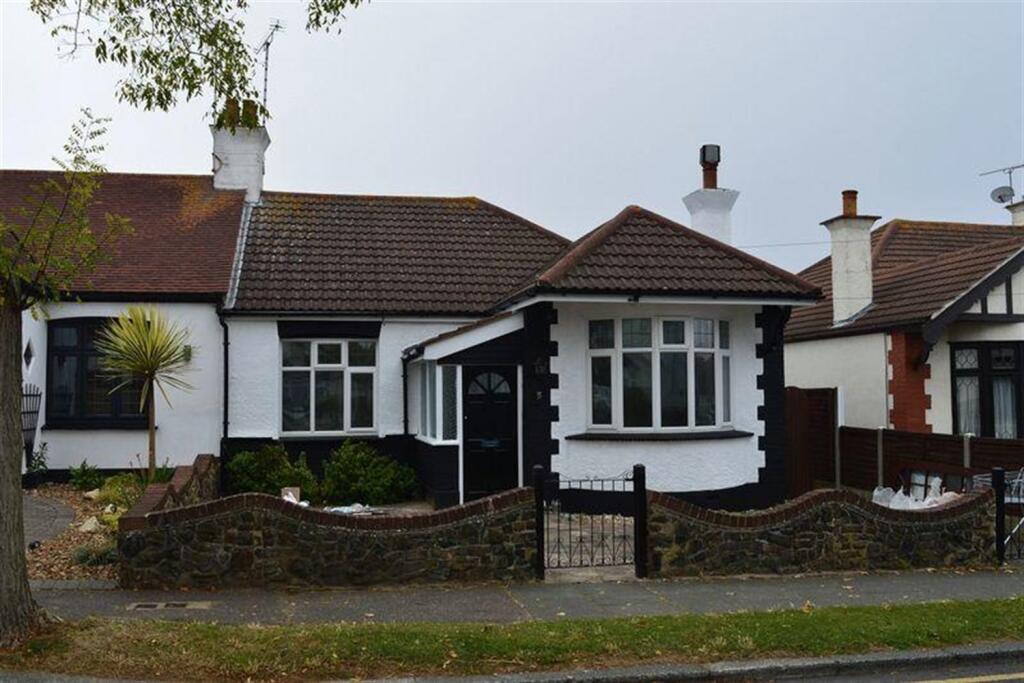 2 bed Bungalow for rent in Southend-on-Sea. From PACE Property Lettings and Management Ltd - Southend-on-Sea