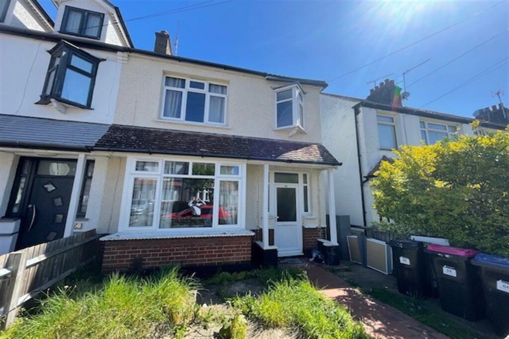 3 bed Semi Detached for rent in Southend-on-Sea. From PACE Property Lettings and Management Ltd - Southend-on-Sea
