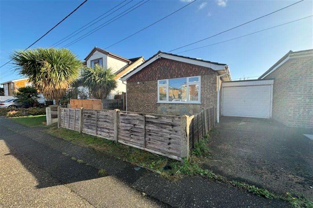 1 bed Bungalow for rent in Canvey Island. From PACE Property Lettings and Management Ltd - Southend-on-Sea 1 bed Bungalow for rent in Canvey Island. From PACE Property Lettings and Management Ltd - Southend-on-Sea