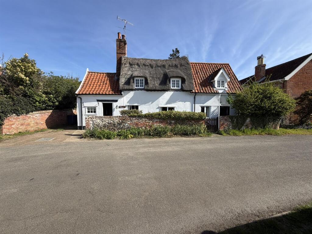 3 bed Detached for rent in Marlesford. From Clarke and Simpson - Framlingham