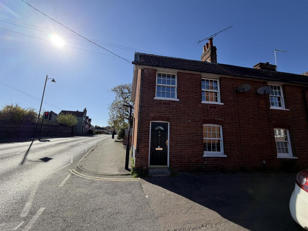 2 bed End of Terrace for rent in Woodbridge. From Clarke and Simpson - Framlingham