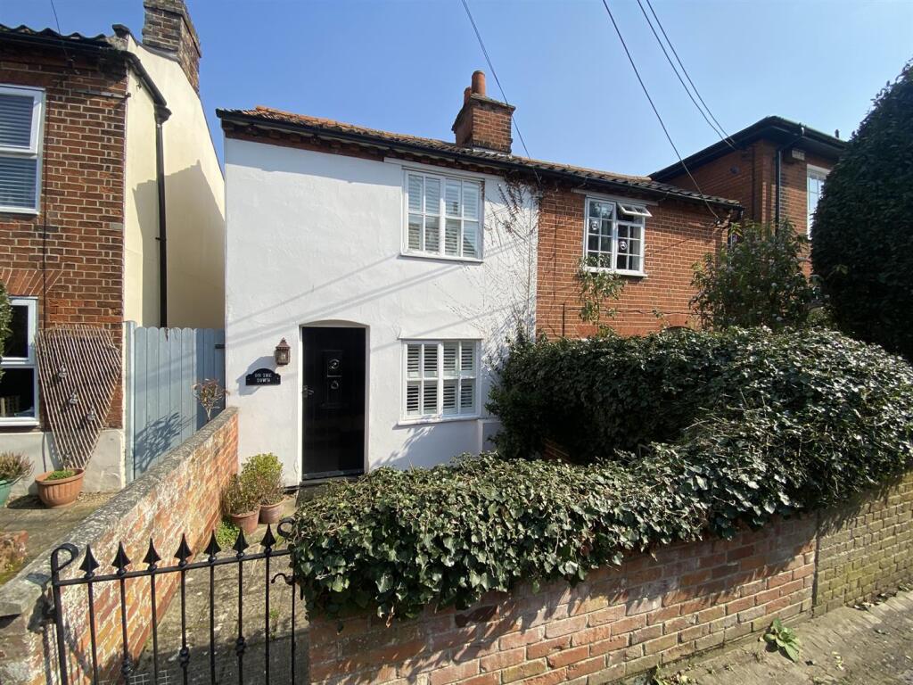 2 bed Semi Detached for rent in Woodbridge. From Clarke and Simpson - Framlingham