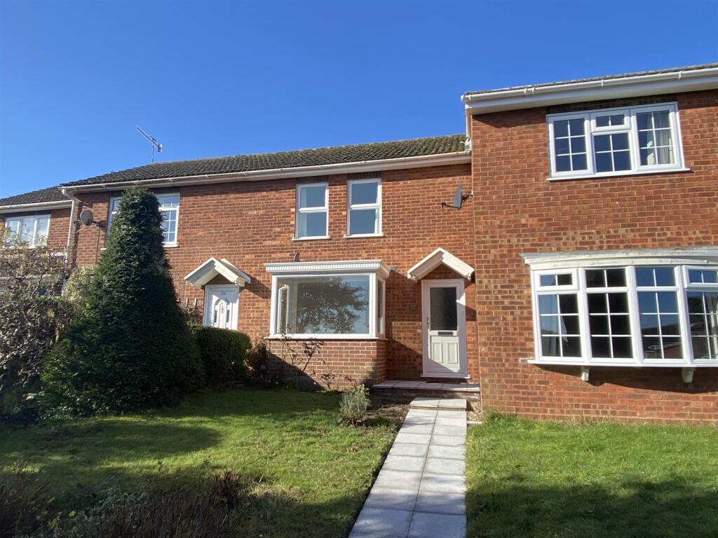 2 bed Mid Terraced House for rent in Wickham Market. From Clarke and Simpson - Framlingham