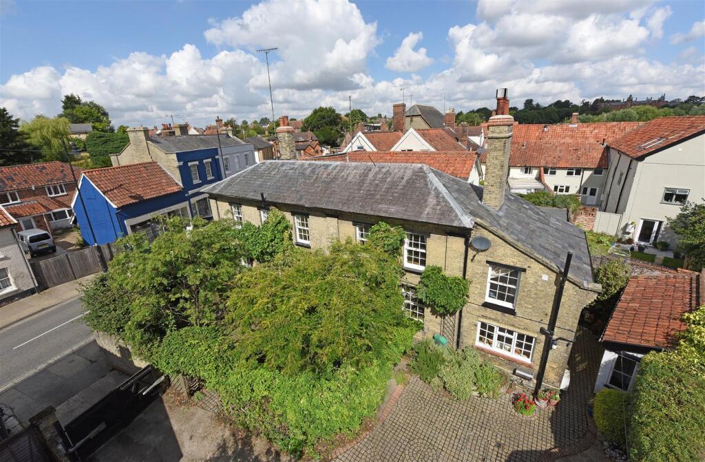 4 bed Detached for rent in Framlingham. From Clarke and Simpson - Framlingham