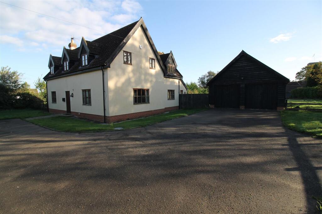 4 bed Detached for rent in Barnham. From Clarke and Simpson - Framlingham 4 bed Detached for rent in Barnham. From Clarke and Simpson - Framlingham