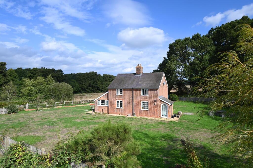 3 bed Detached for rent in Kirton. From Clarke and Simpson - Framlingham