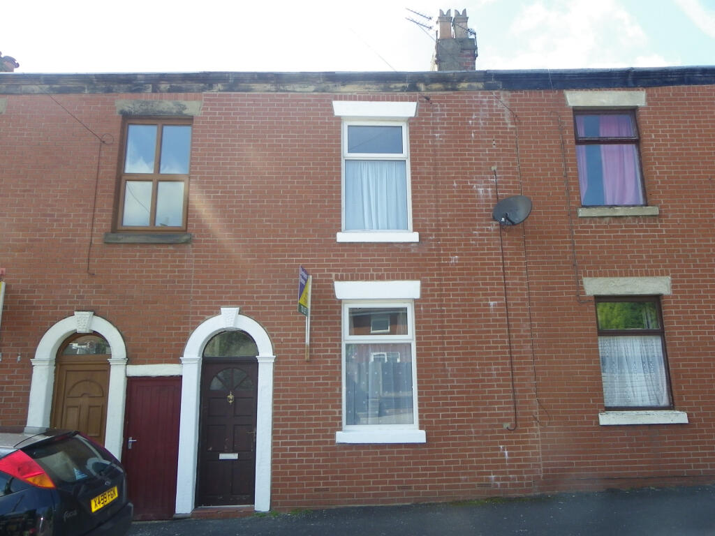 2 bed Mid Terraced House for rent in Longridge. From Dewhurst Homes - Longridge