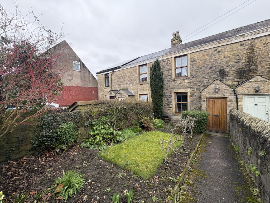 2 bed Mid Terraced House for rent in Longridge. From Dewhurst Homes - Longridge