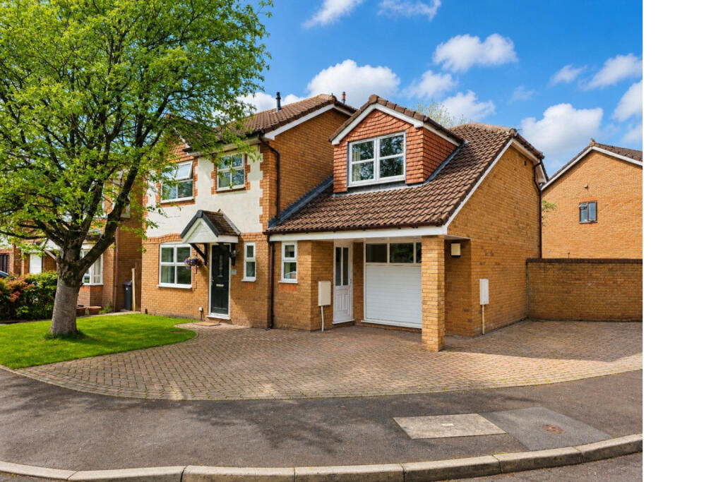5 bed Mid Terraced House for rent in Cow Hill. From Dewhurst Homes - Longridge 5 bed Mid Terraced House for rent in Cow Hill. From Dewhurst Homes - Longridge