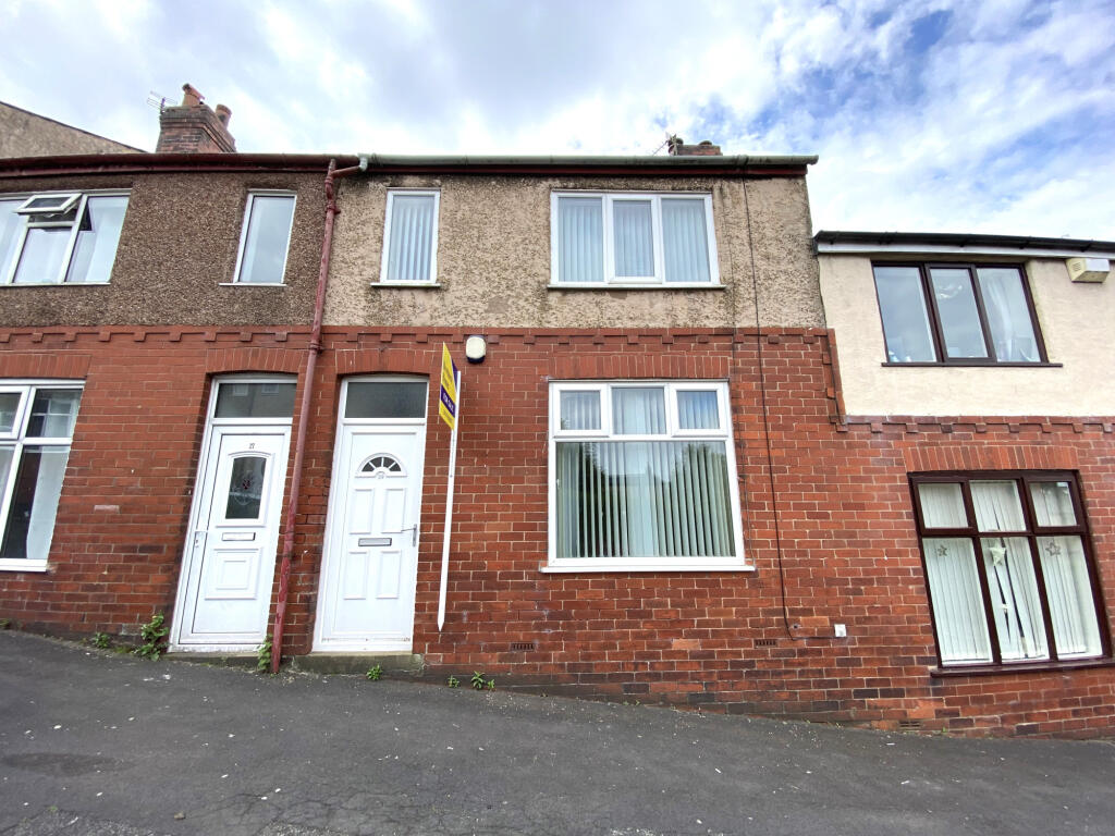 2 bed Mid Terraced House for rent in Longridge. From Dewhurst Homes - Longridge