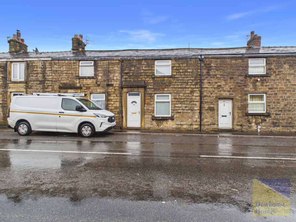 2 bed Mid Terraced House for rent in Longridge. From Dewhurst Homes - Longridge