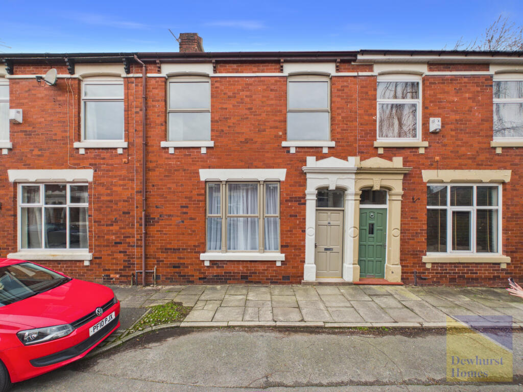 3 bed Mid Terraced House for rent in Middleforth Green. From Dewhurst Homes - Penwortham
