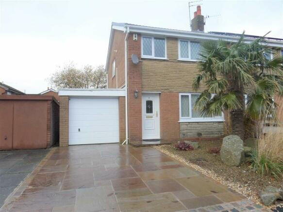 3 bed Semi Detached for rent in Kingsfold. From Dewhurst Homes - Penwortham 3 bed Semi Detached for rent in Kingsfold. From Dewhurst Homes - Penwortham