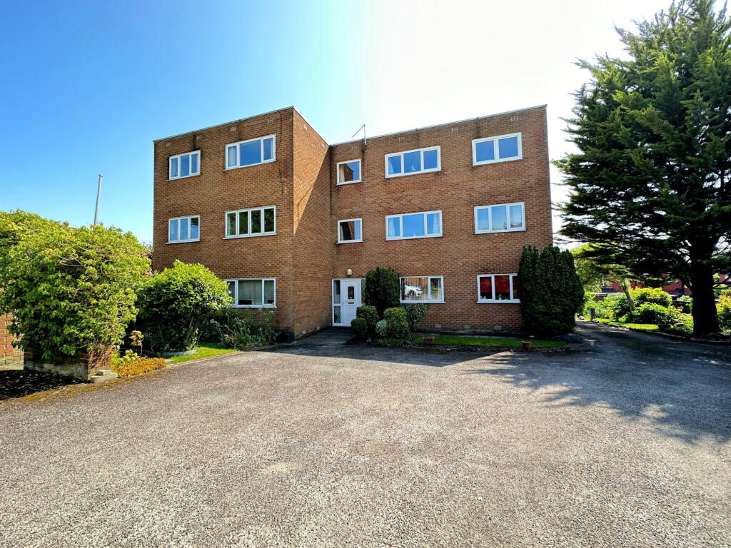 2 bed 1st Floor Flat for rent in Wesham. From Dewhurst Homes - Penwortham