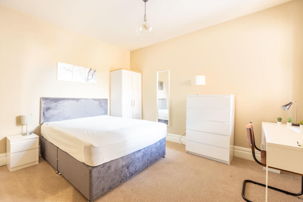 1 bed HMO for rent in Rugby. From Life Investments Estate Agents & Residential Lettings - Rugby