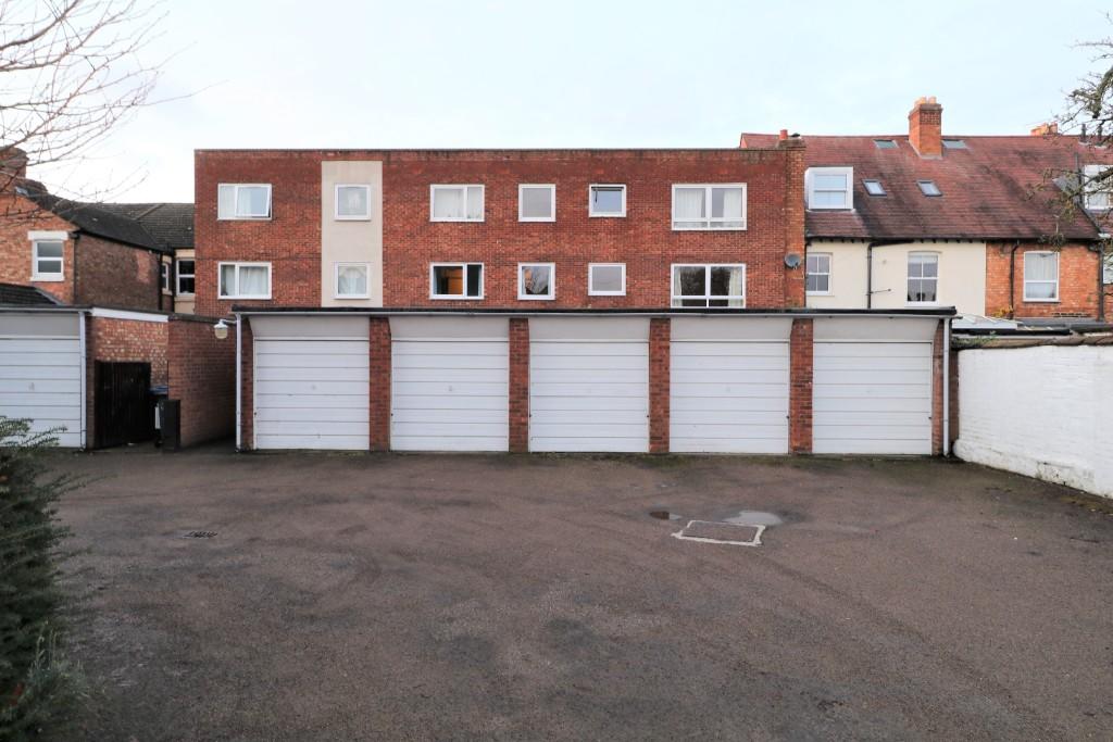 2 bed Apartment for rent in Rugby. From Life Investments Estate Agents & Residential Lettings - Rugby