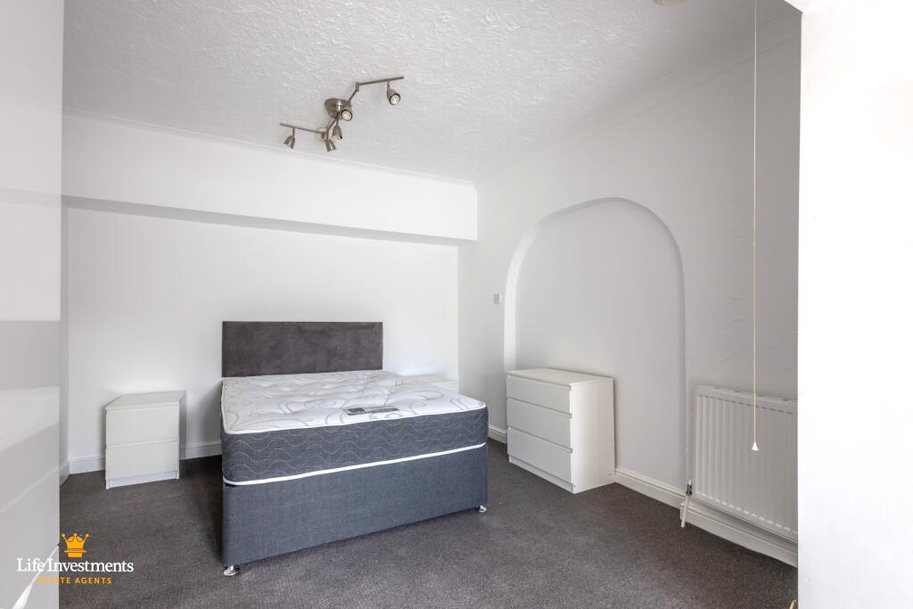 4 bed Studio for rent in Cawston. From Life Investments Estate Agents & Residential Lettings - Rugby 4 bed Studio for rent in Cawston. From Life Investments Estate Agents & Residential Lettings - Rugby