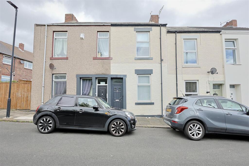 2 bed Mid Terraced House for rent in Meadow Well. From Bowson - Jesmond