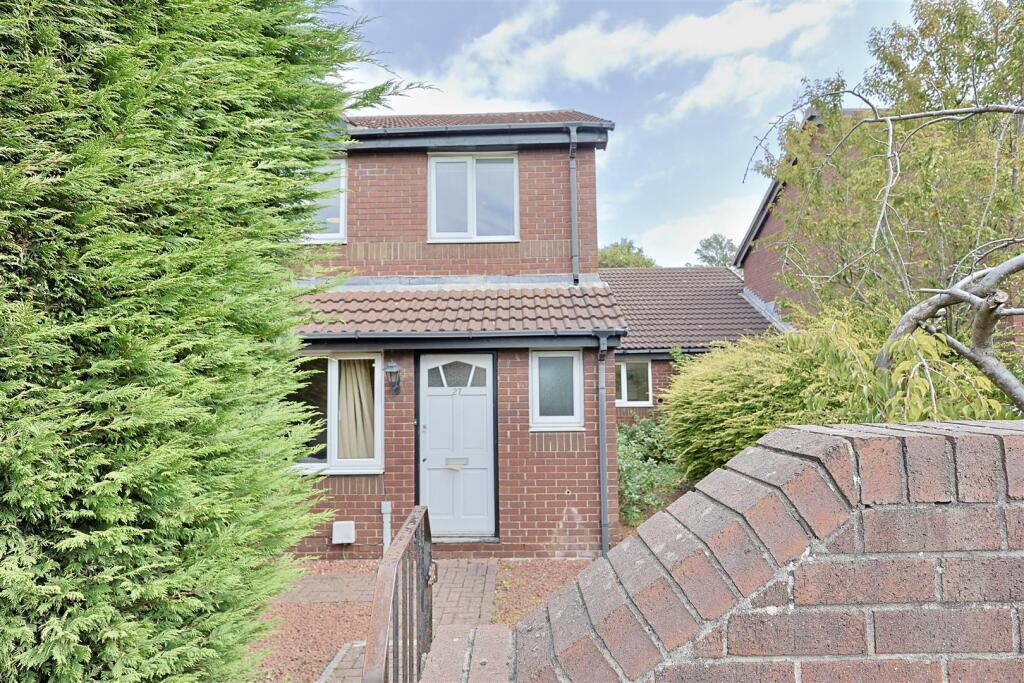 4 bed Detached for rent in Longbenton. From Bowson - Jesmond 4 bed Detached for rent in Longbenton. From Bowson - Jesmond