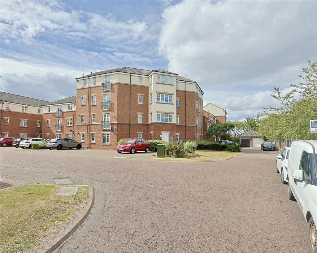 2 bed 1st Floor Flat for rent in Gateshead. From Bowson - Jesmond