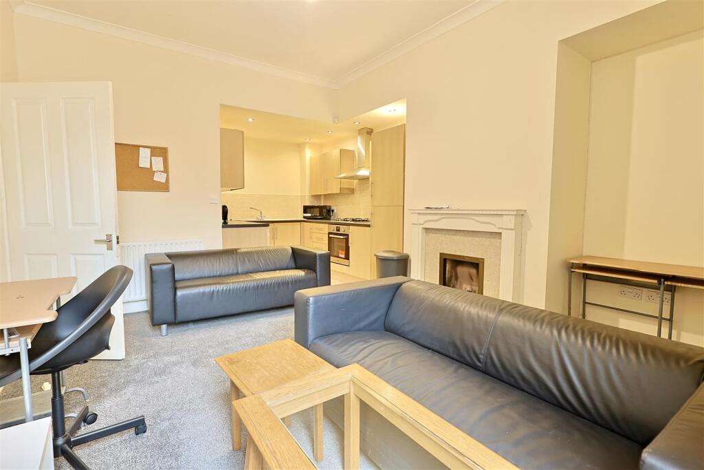 3 bed 1st Floor Flat for rent in Newcastle upon Tyne. From Bowson - Jesmond
