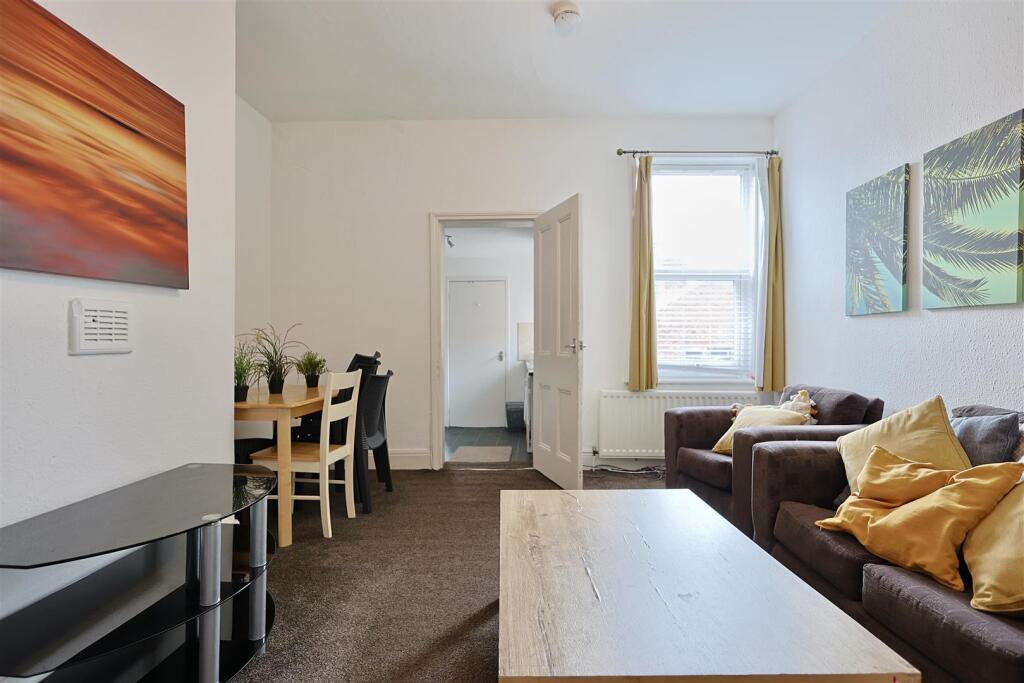 3 bed 1st Floor Flat for rent in Newcastle upon Tyne. From Bowson - Jesmond 3 bed 1st Floor Flat for rent in Newcastle upon Tyne. From Bowson - Jesmond