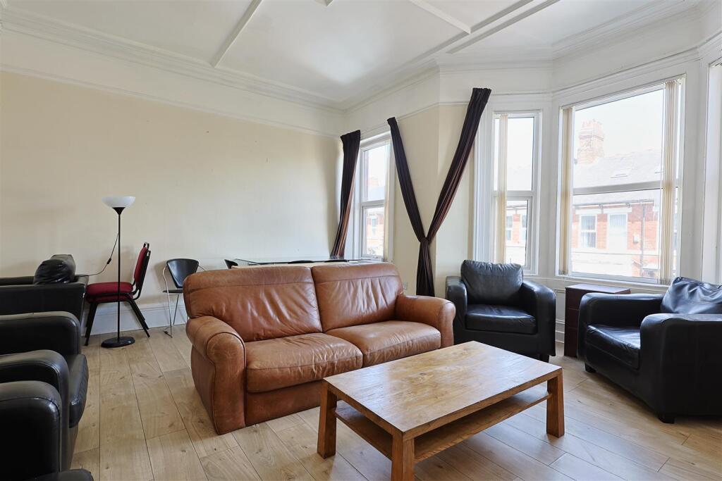 6 bed Mid Terraced House for rent in Newcastle upon Tyne. From Bowson - Jesmond 6 bed Mid Terraced House for rent in Newcastle upon Tyne. From Bowson - Jesmond