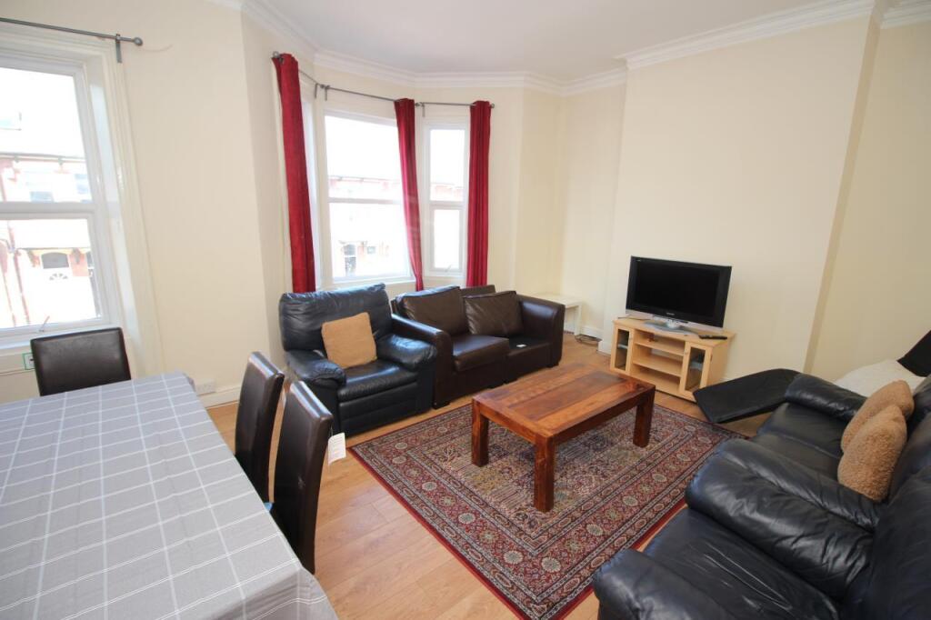 6 bed Mid Terraced House for rent in Newcastle upon Tyne. From Bowson - Jesmond 6 bed Mid Terraced House for rent in Newcastle upon Tyne. From Bowson - Jesmond