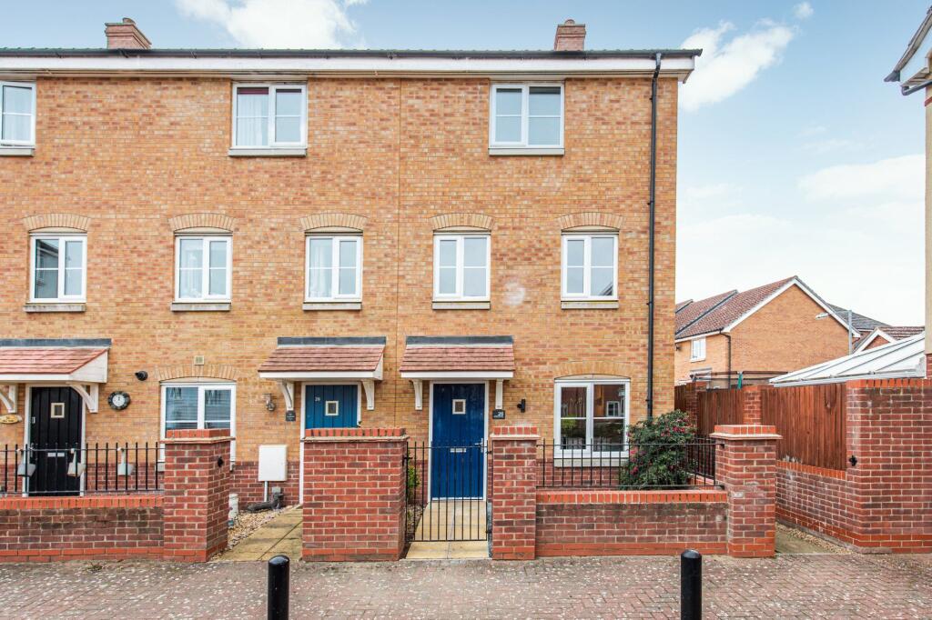 4 bed Detached for rent in Queen's Hills. From Sowerbys - Dereham