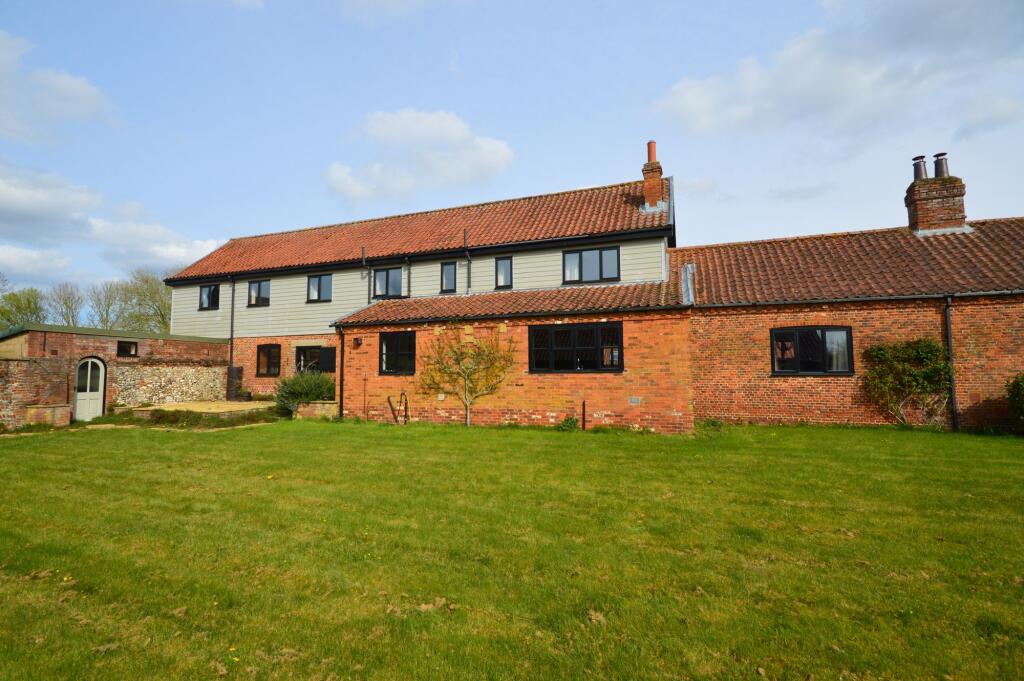 4 bed Farm House for rent in Syderstone. From Sowerbys - Dereham 4 bed Farm House for rent in Syderstone. From Sowerbys - Dereham