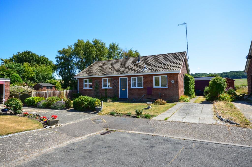 3 bed Detached bungalow for rent in Weybourne. From Sowerbys - Dereham 3 bed Detached bungalow for rent in Weybourne. From Sowerbys - Dereham