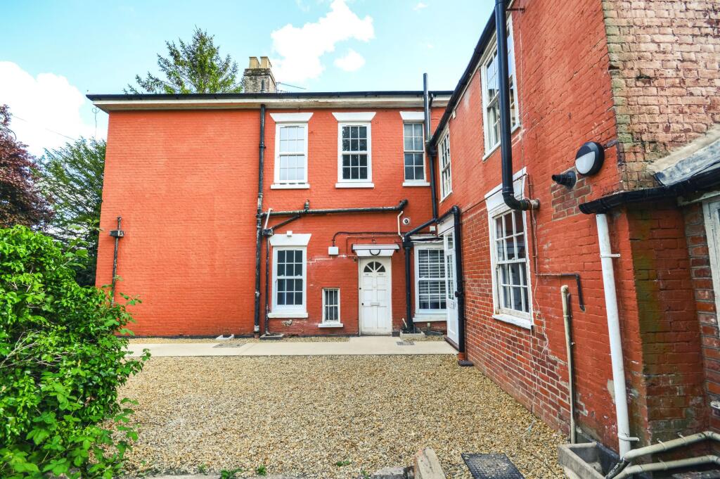 1 bed 1st Floor Flat for rent in Trowse Newton. From Sowerbys - Dereham