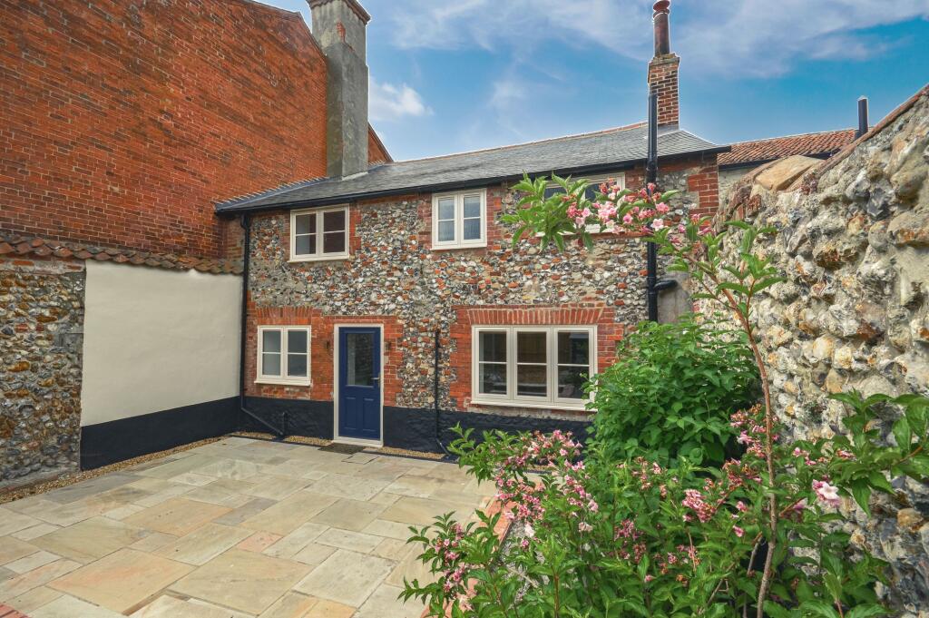3 bed Cottage for rent in Castle Acre. From Sowerbys - Dereham