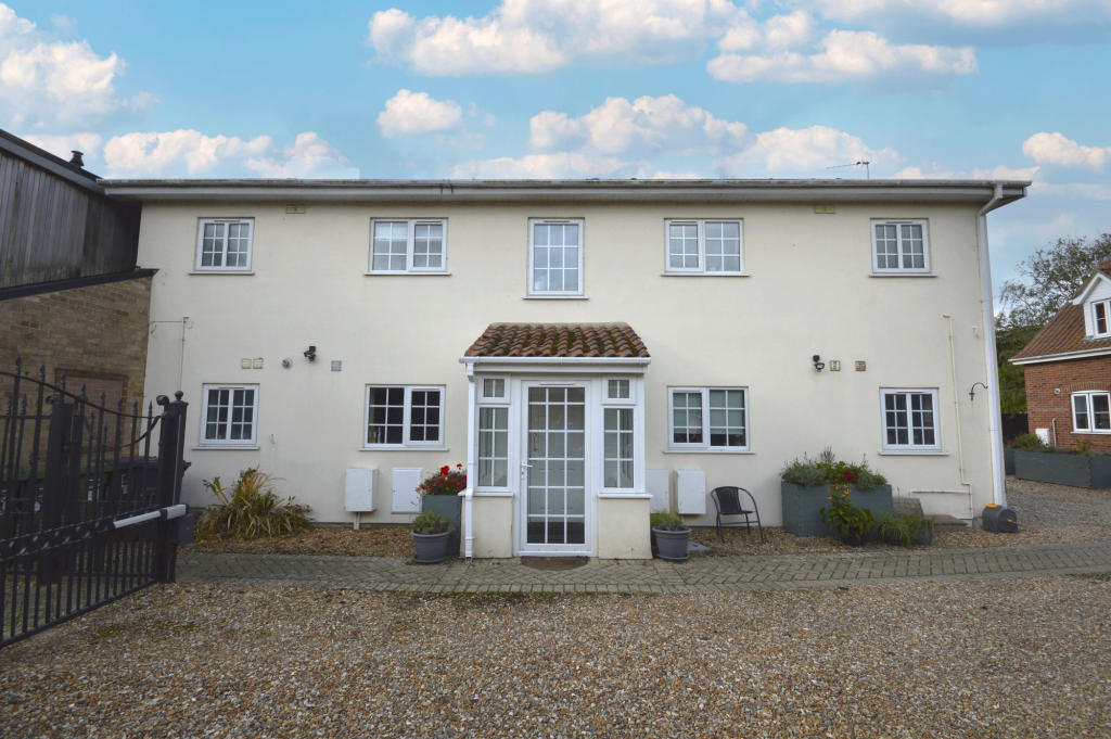 1 bed 1st Floor Flat for rent in Holt. From Sowerbys - Dereham