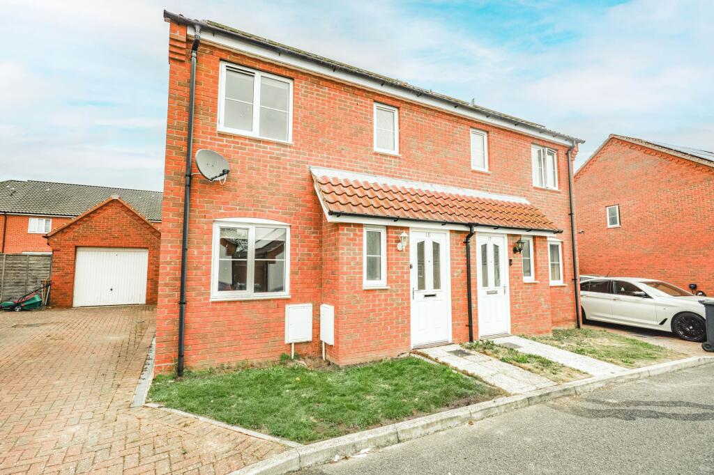3 bed Semi Detached for rent in Brundall. From Sowerbys - Dereham 3 bed Semi Detached for rent in Brundall. From Sowerbys - Dereham