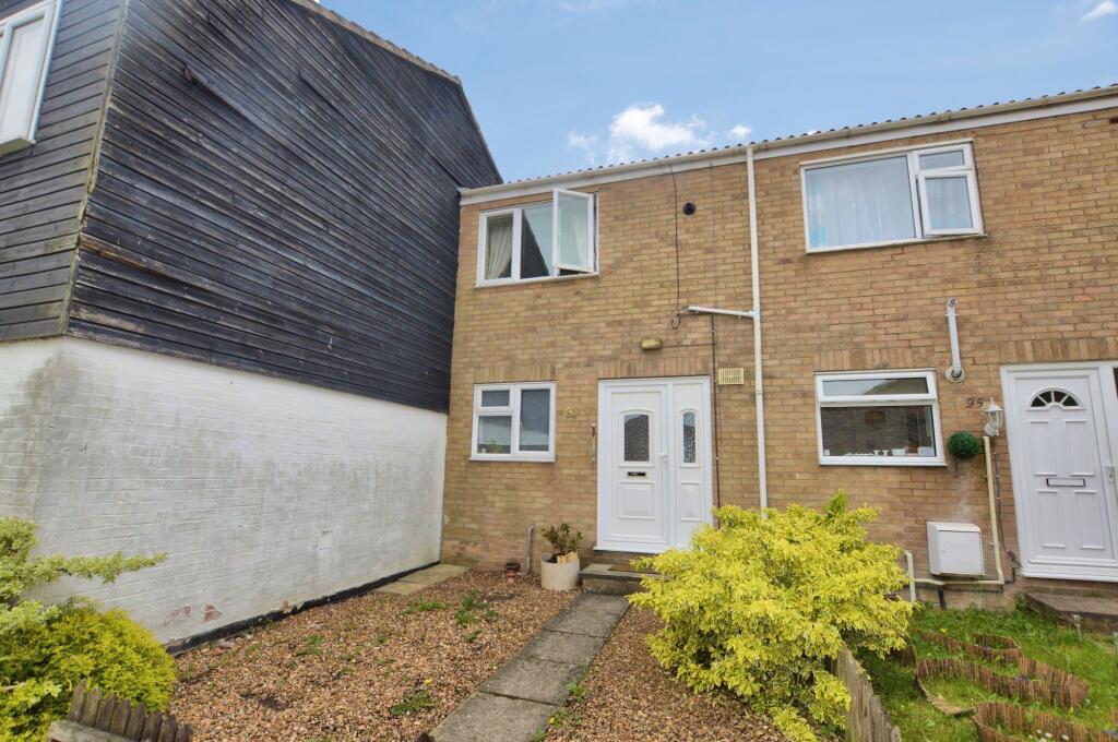 2 bed Mid Terraced House for rent in Watton. From Sowerbys - Watton