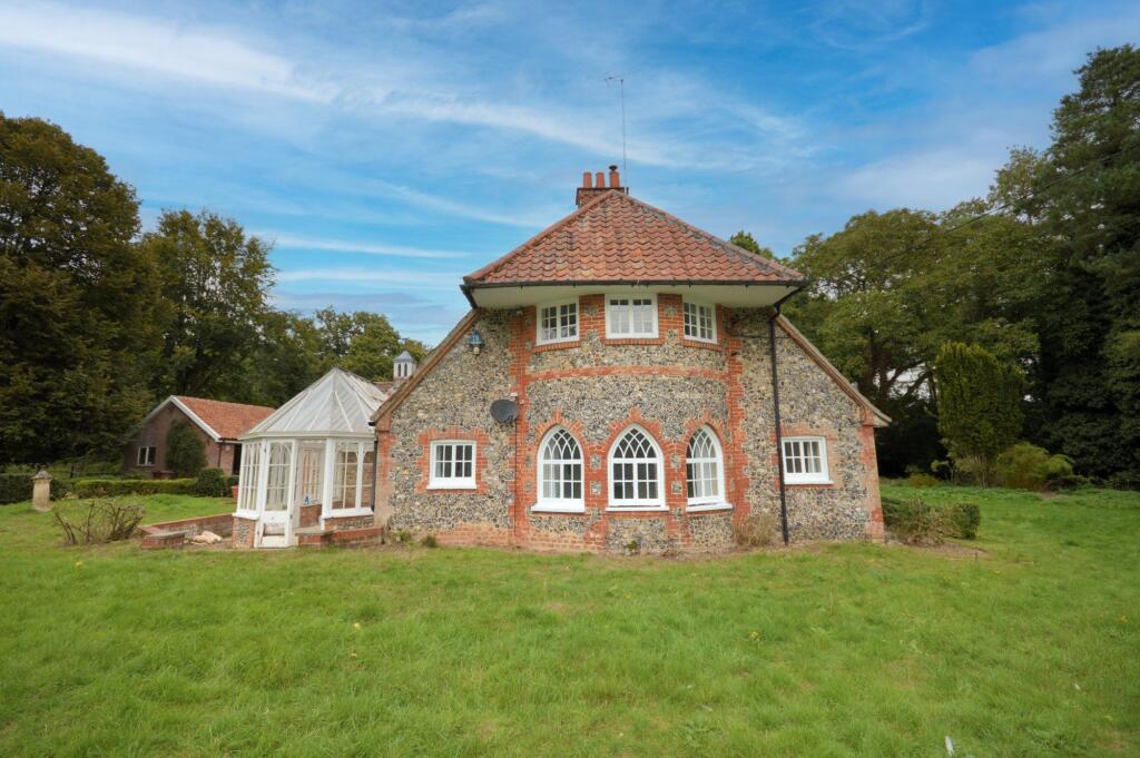 3 bed Detached for rent in South Pickenham. From Sowerbys - Watton