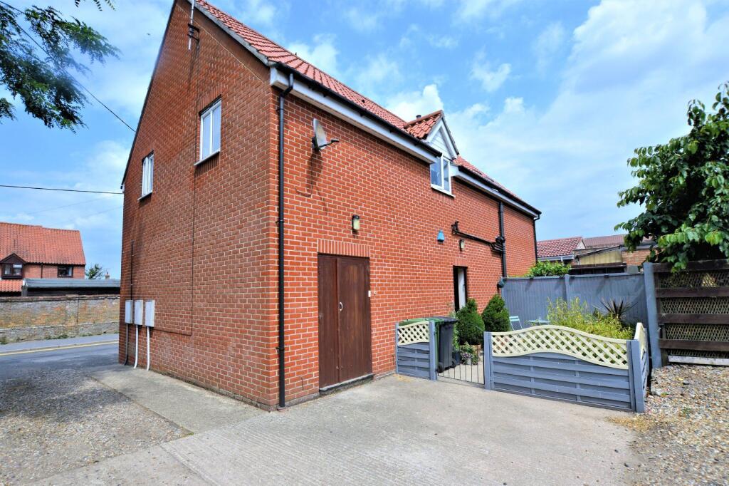 2 bed 1st Floor Flat for rent in Watton. From Sowerbys - Watton 2 bed 1st Floor Flat for rent in Watton. From Sowerbys - Watton