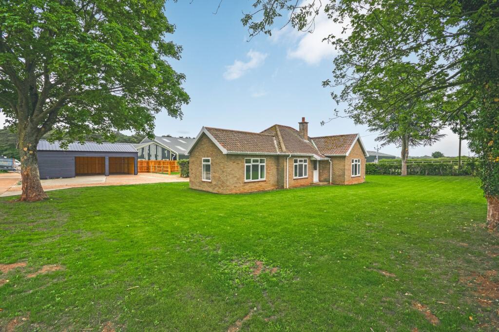 3 bed Detached bungalow for rent in Euston. From Sowerbys - Watton 3 bed Detached bungalow for rent in Euston. From Sowerbys - Watton