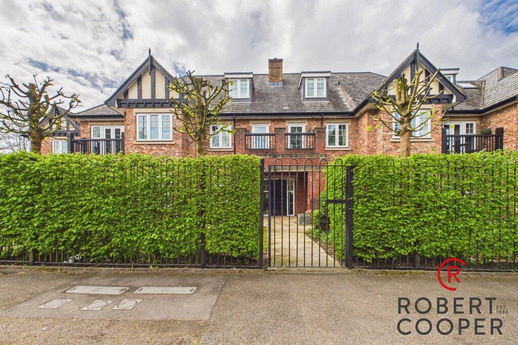 2 bed Apartment for rent in Northwood. From Robert Cooper and Co