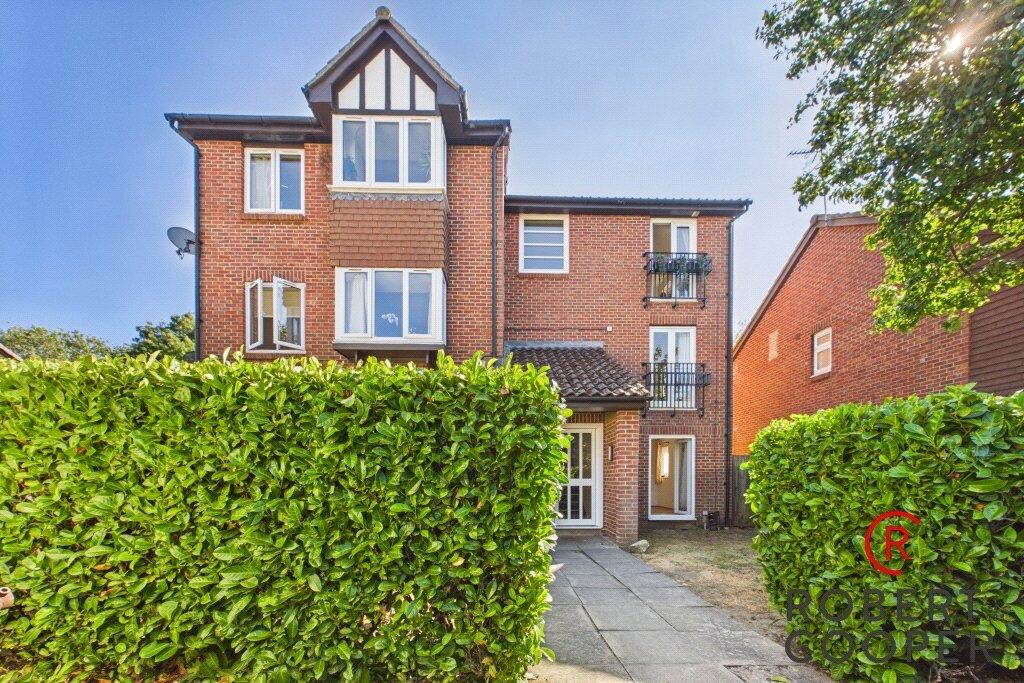 1 bed Apartment for rent in Northolt. From Robert Cooper and Co 1 bed Apartment for rent in Northolt. From Robert Cooper and Co