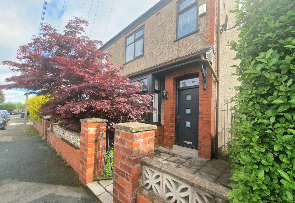 3 bed Mid Terraced House for rent in Preston. From Dewhurst Homes - Fulwood