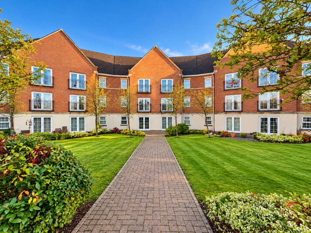 2 bed 1st Floor Flat for rent in Worden. From Dewhurst Homes - Fulwood