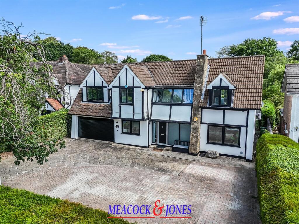 4 bed Detached for rent in Brentwood. From Meacock & Jones - Shenfield 4 bed Detached for rent in Brentwood. From Meacock & Jones - Shenfield