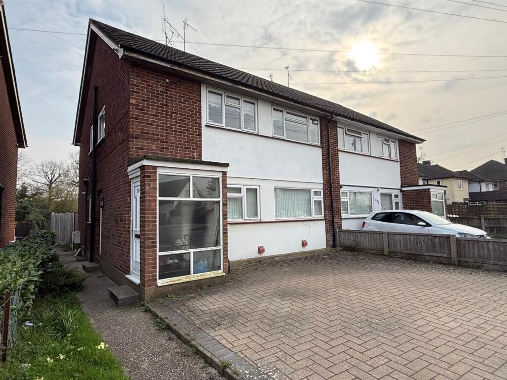 2 bed Annexe for rent in Havering's Grove. From Meacock & Jones - Shenfield 2 bed Annexe for rent in Havering's Grove. From Meacock & Jones - Shenfield