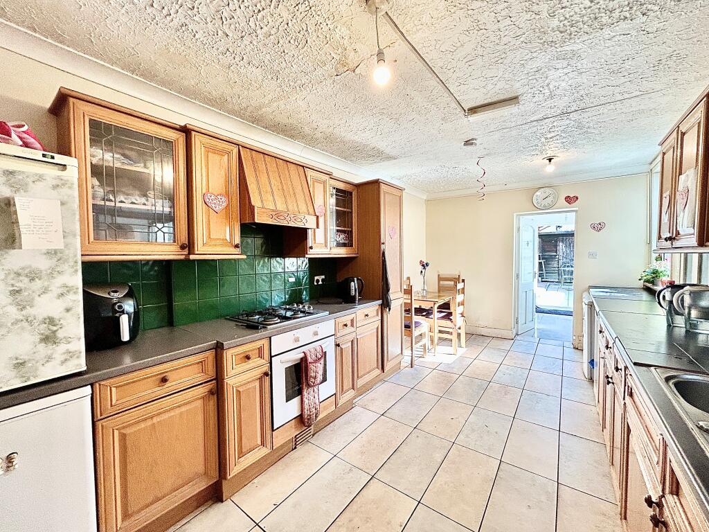 1 bed House Share for rent in Leyton. From Bairstow Eves Lettings - Walthamstow