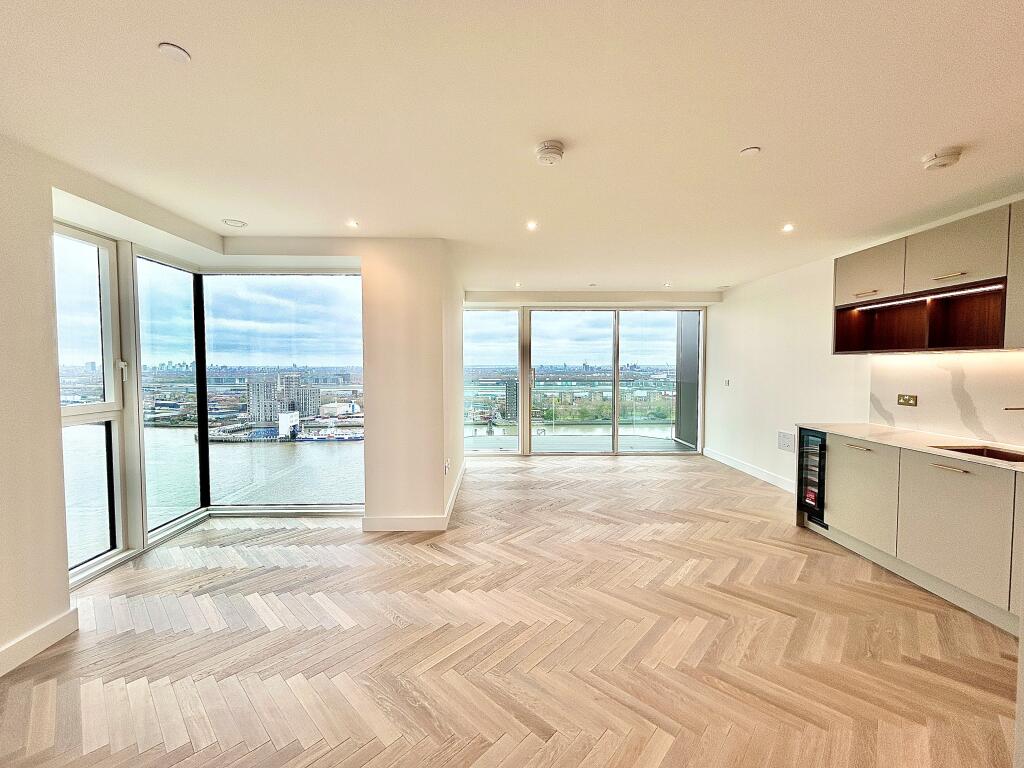 3 bed Apartment for rent in Woolwich. From Bairstow Eves Lettings - Walthamstow